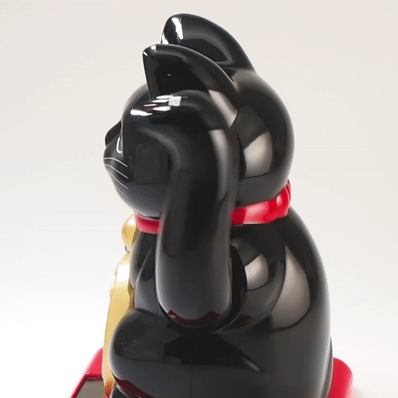 Solar-Powered Lucky Cat