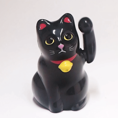 Palm-Sized Solar-Powered Lucky Cat