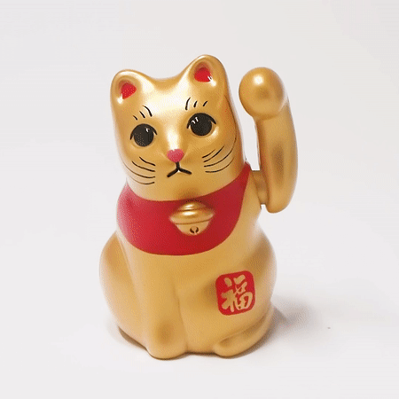 Palm-Sized Solar-Powered Lucky Cat